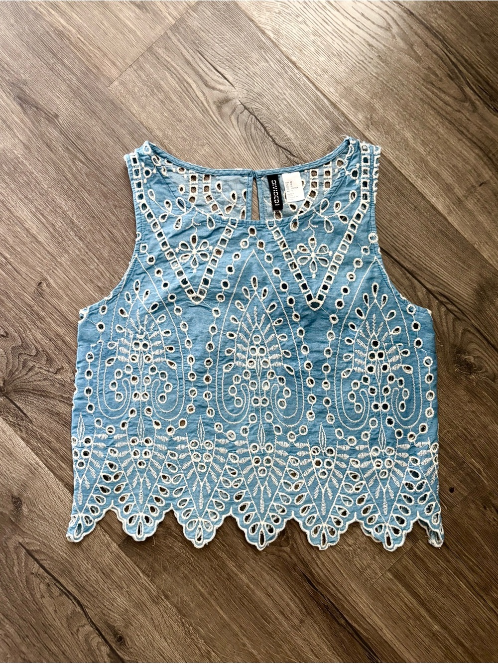 Blue Eyelet Crochet Tank Top - size S